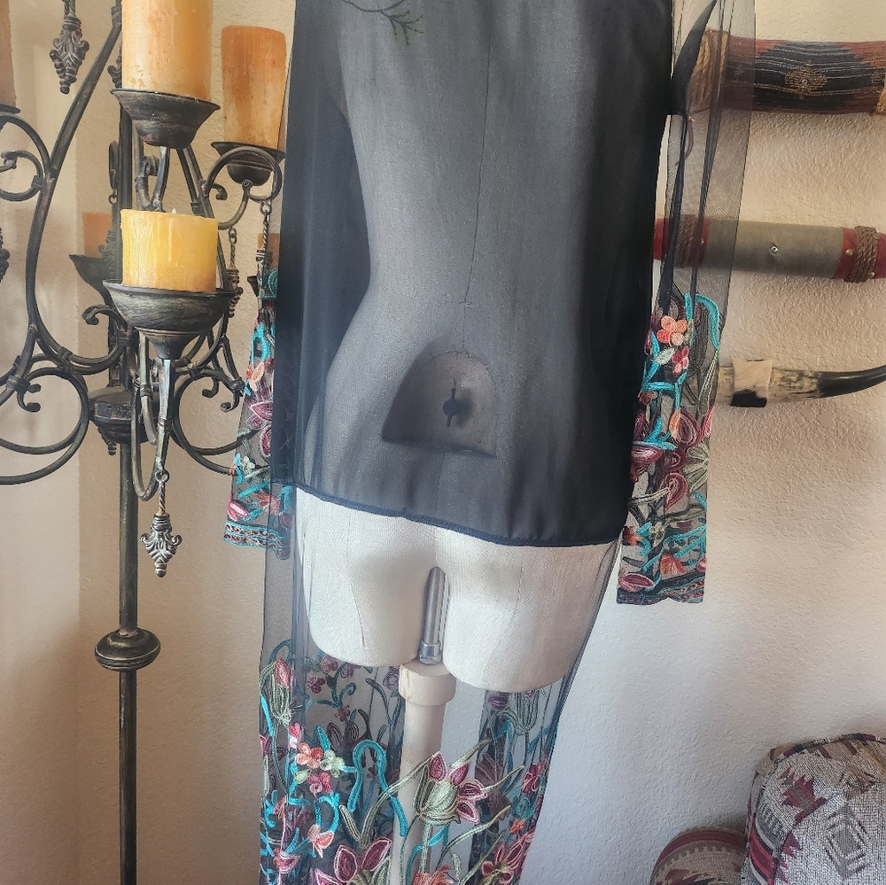 Coverup - Picture 4 of 7